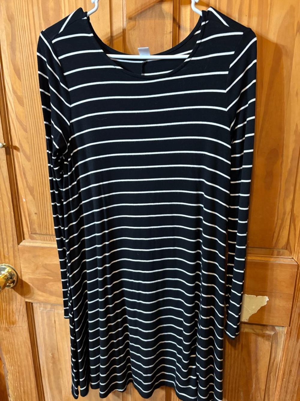 Old Navy Black and White Striped Long Sleeve Dress